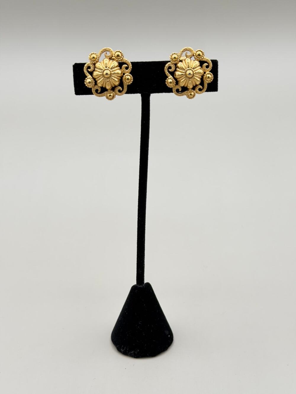 Vintage Crown Trifari Etruscan Revival Gold Tone Clip-On Earrings